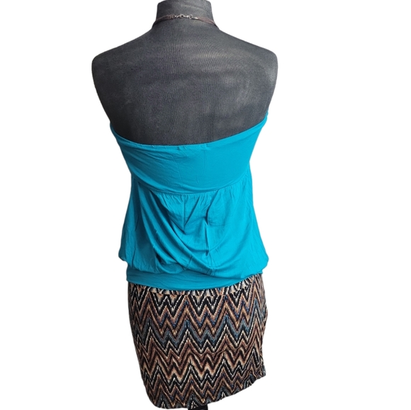 Skirt and blouse set - Picture 3 of 8